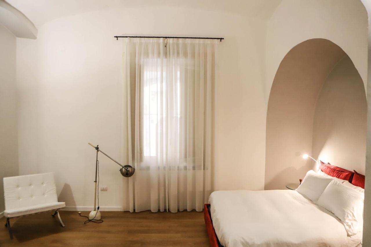 Il Loggiato By Wonderful Italy Apartment Naples Luaran gambar