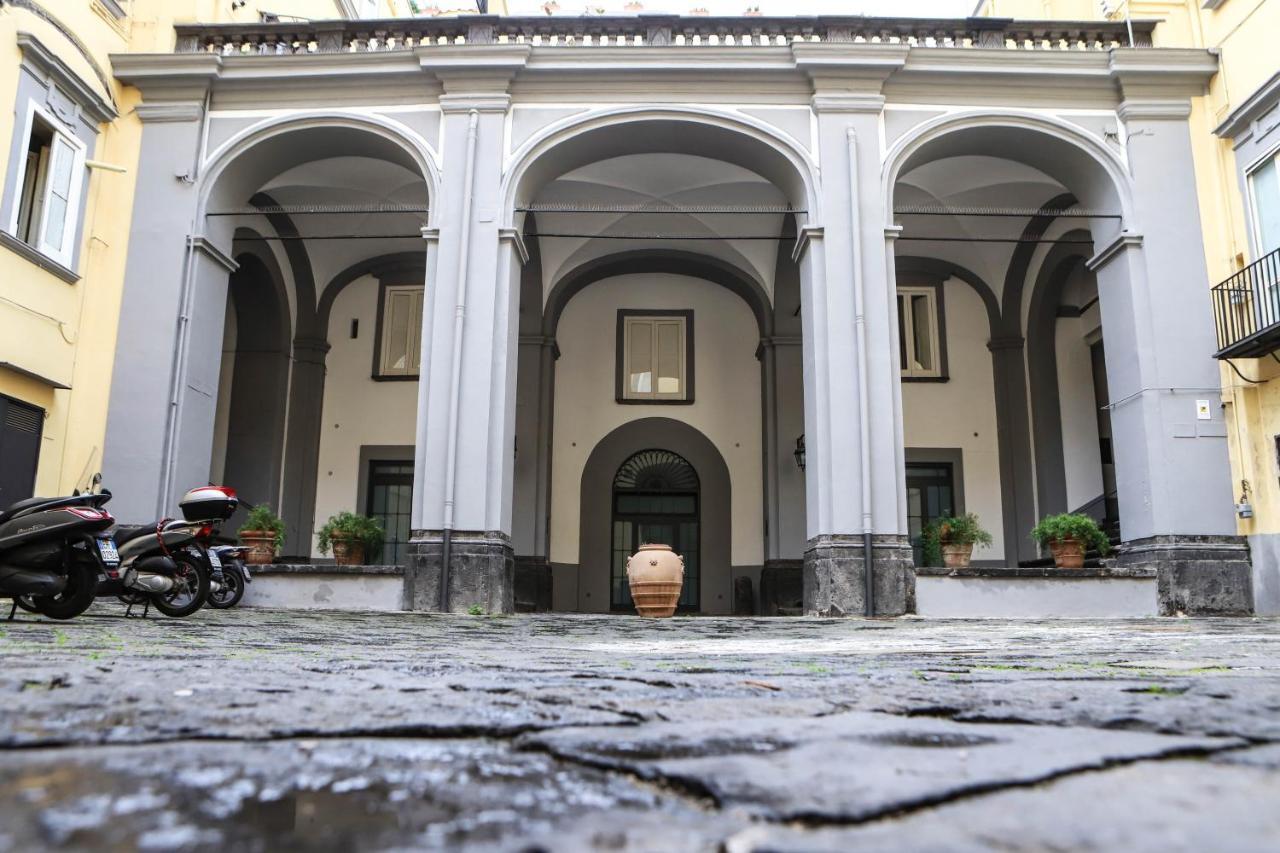 Il Loggiato By Wonderful Italy Apartment Naples Luaran gambar